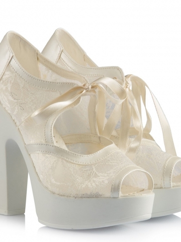 Gelin Ayakkabısı Kırık Beyaz Dantelli Rahat Topuklu